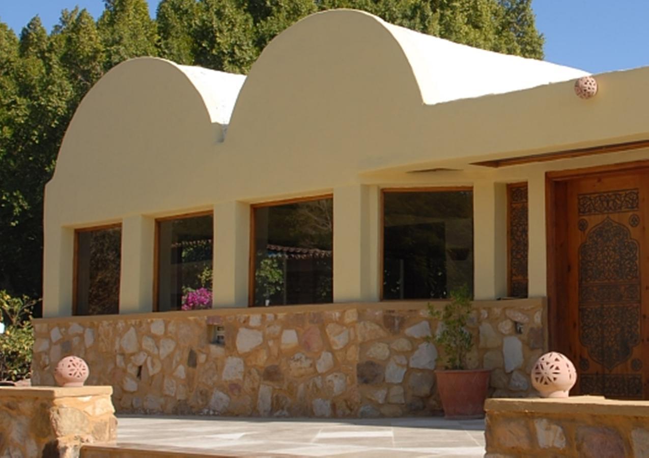 באווטי International Hot Spring Hotel מראה חיצוני תמונה