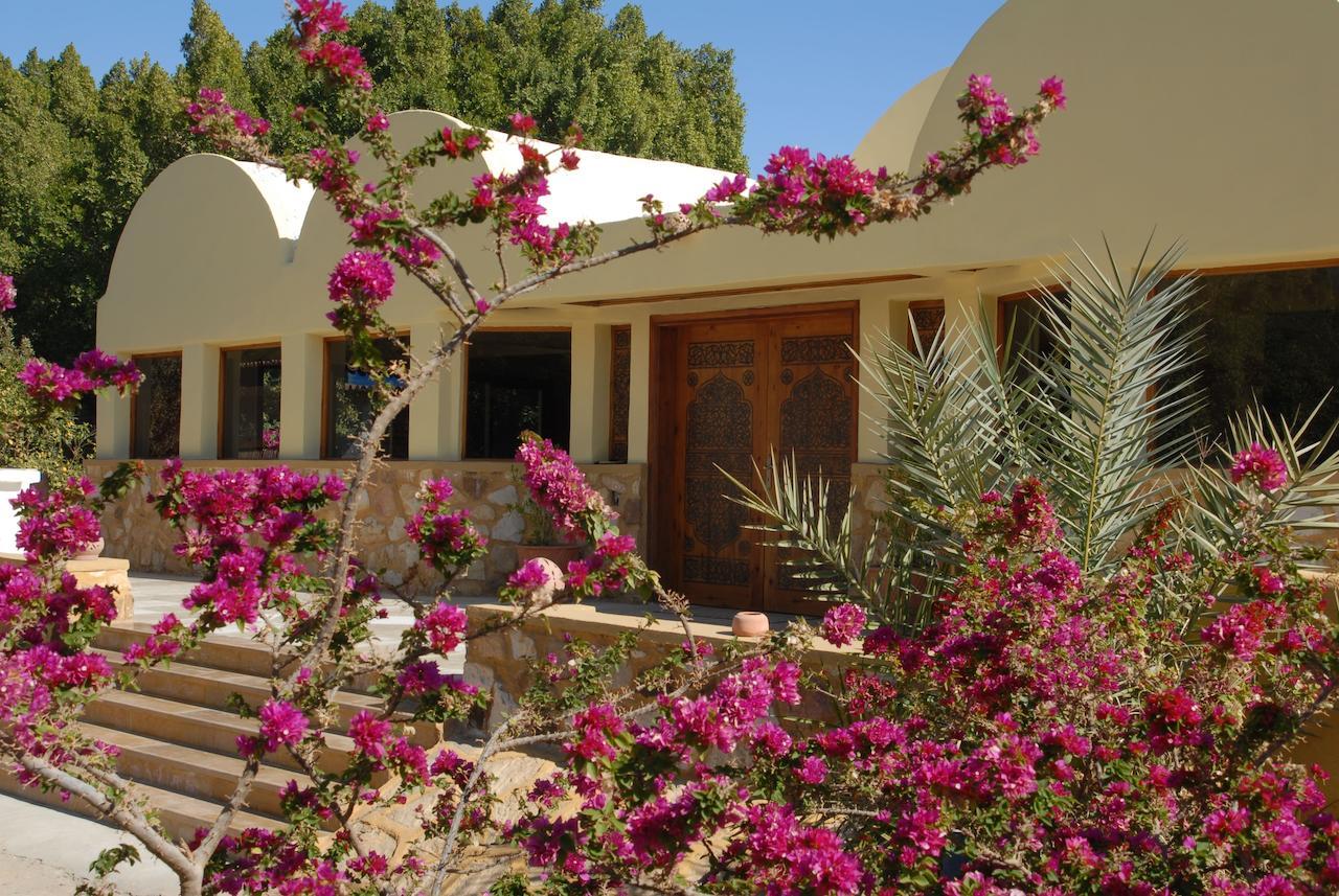 באווטי International Hot Spring Hotel מראה חיצוני תמונה
