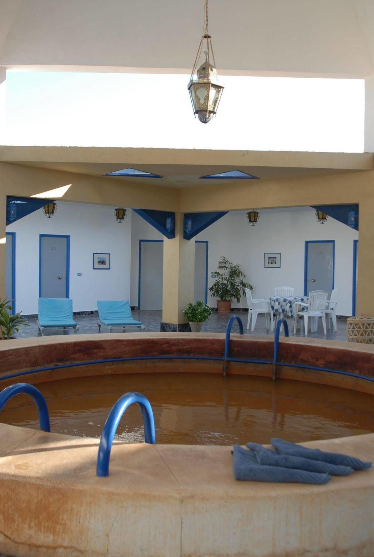 באווטי International Hot Spring Hotel מראה חיצוני תמונה