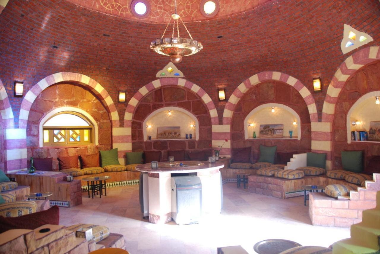 באווטי International Hot Spring Hotel מראה חיצוני תמונה